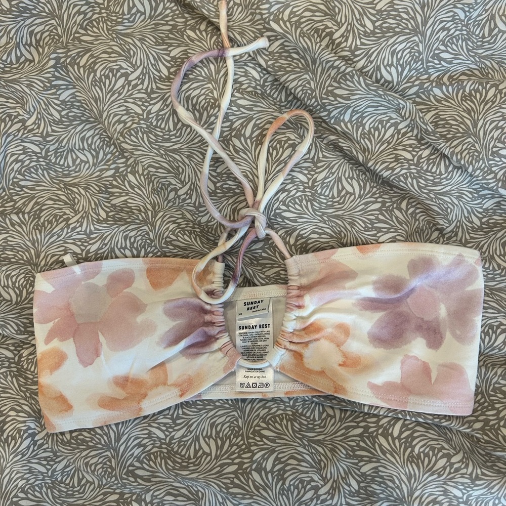 Aritzia Top